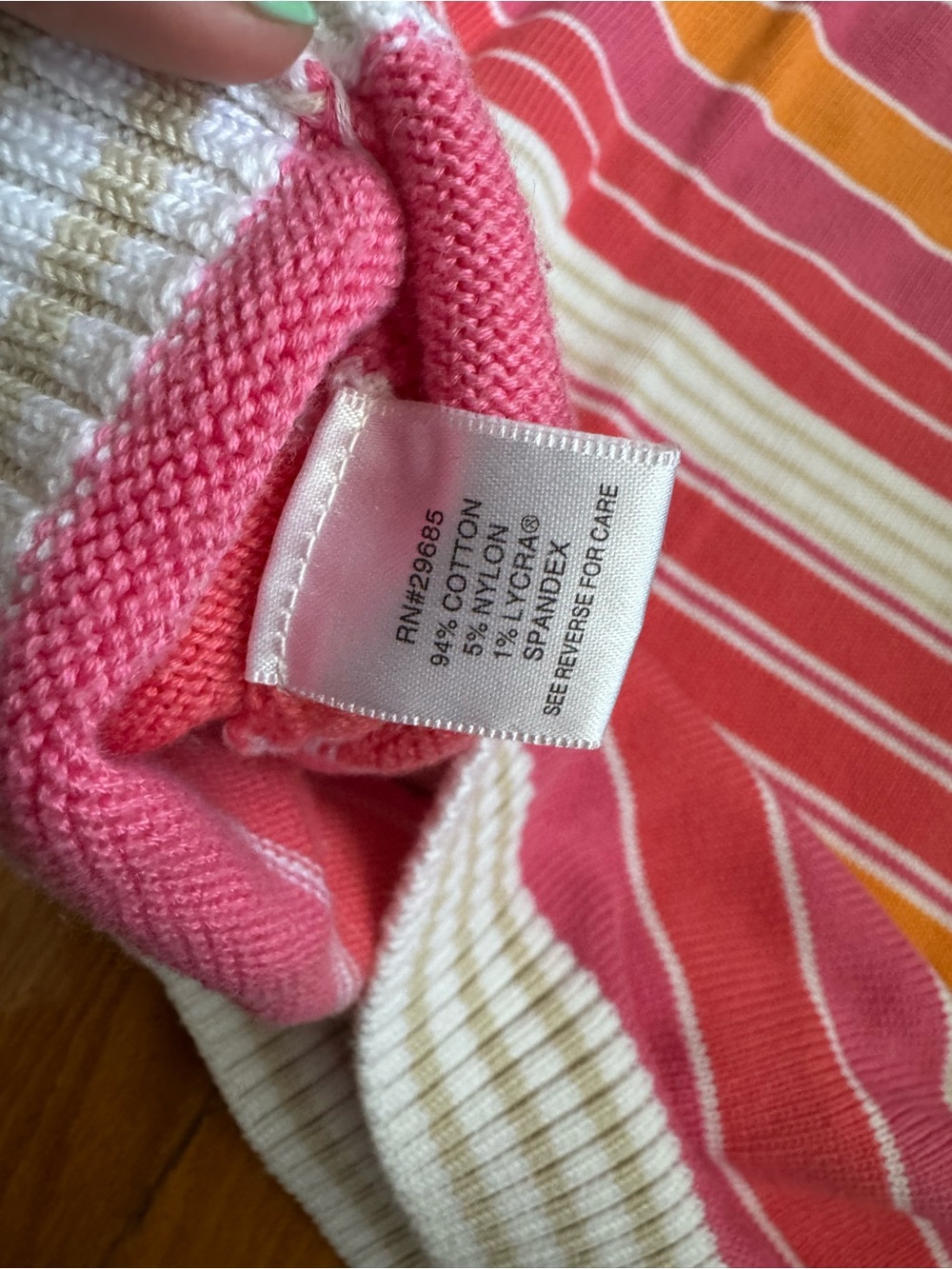Like New Pendleton Retro Striped V-Neck Sweater Vest in Pink Spring Casual Knit - Picture 4 of 4